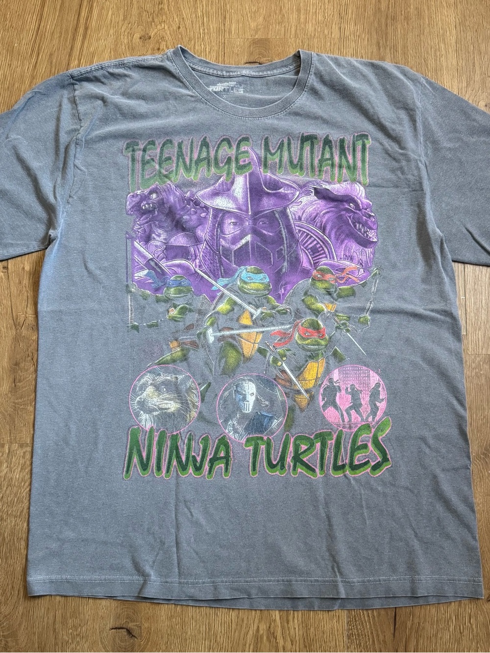 Teenage Mutant Ninja Turtles Graphic Tee - Gray with Purple & Green